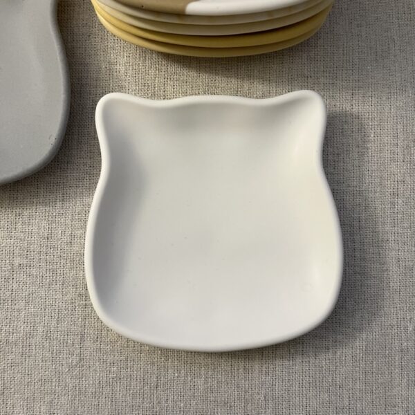 dog/cat shaped tray dog/cat shaped tray